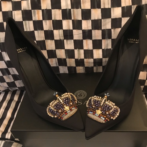 Versace Shoes - NWT Versace Satin Pumps w/ Medusa Crown Logo; 40